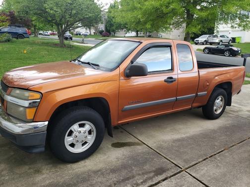 Photo 4 of 7 of 2004 Chevrolet Colorado LS